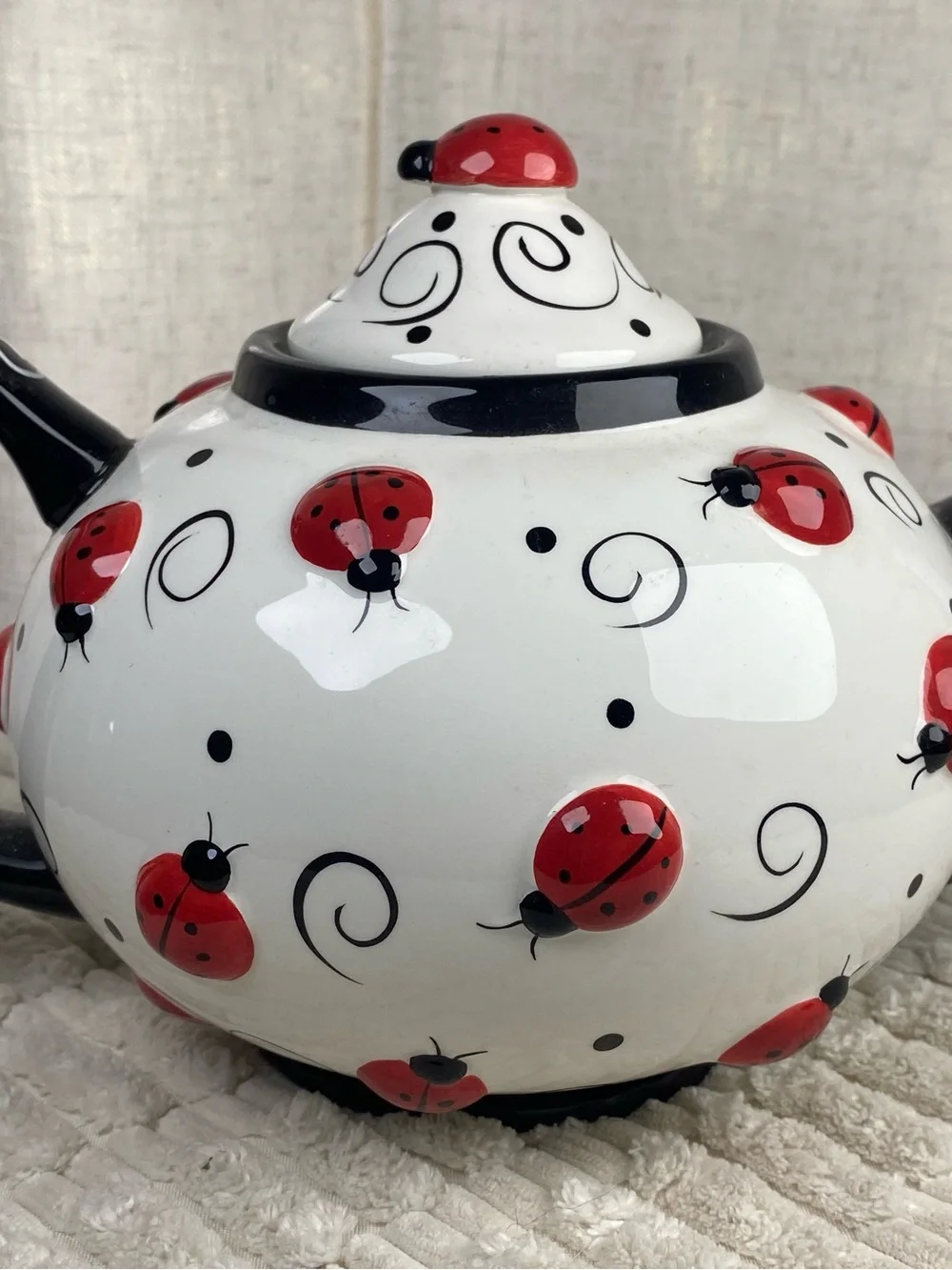 Vtg Burton + Burton Ladybug Swirls Ceramic Teapot Large 46 Oz